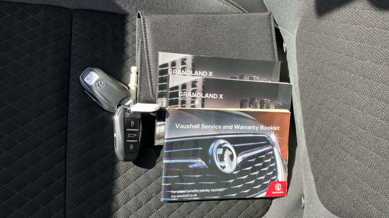 Vauxhall Grandland X 1.2 Turbo Sport Nav 5dr Petrol Hatchback